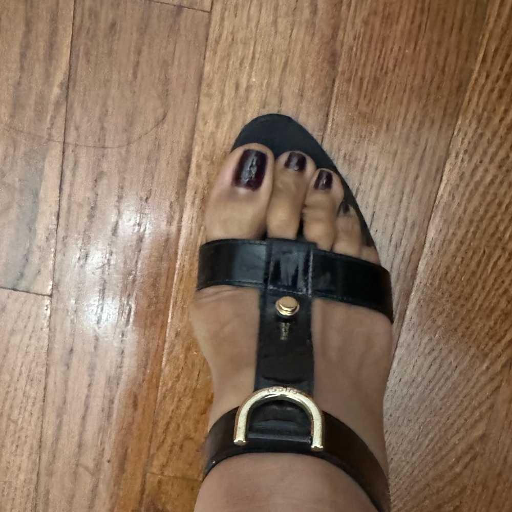 Gucci Heels - Picture 8 of 9